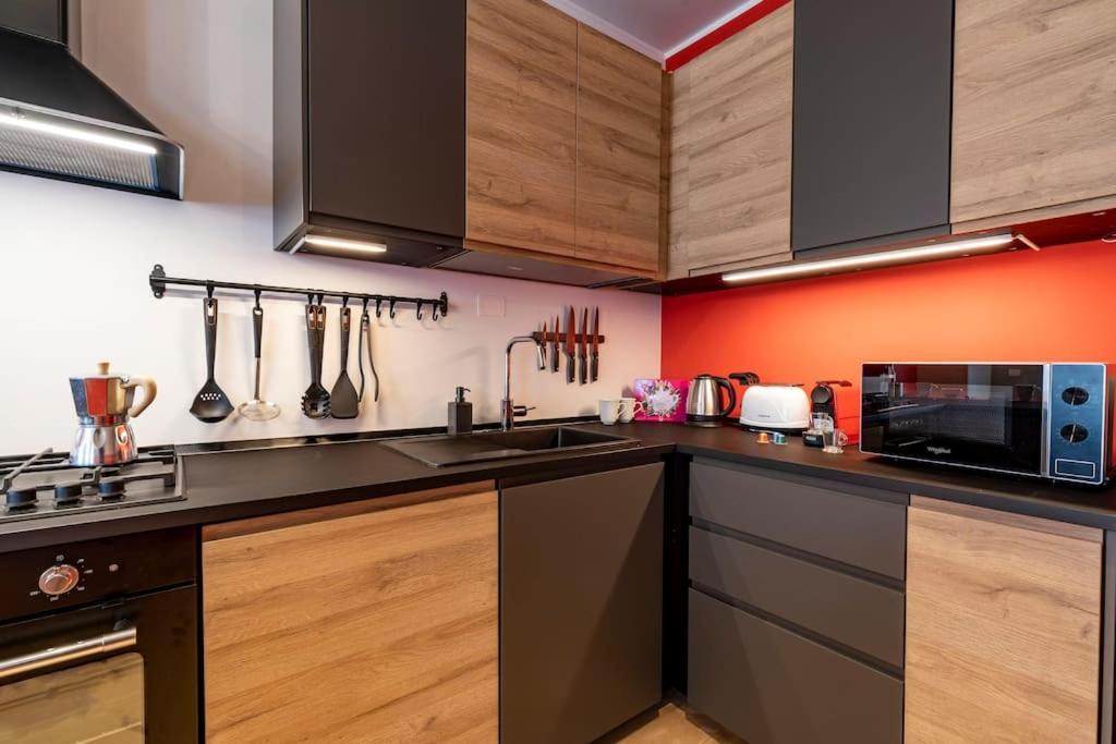 Enjoyhome - Appartamento Di Pregio Con Garage Padova Bagian luar foto